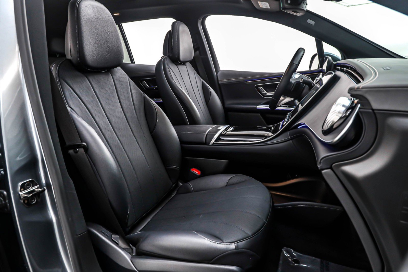 Certified 2023 Mercedes-Benz EQE 350+ 4MATIC SUV image 7