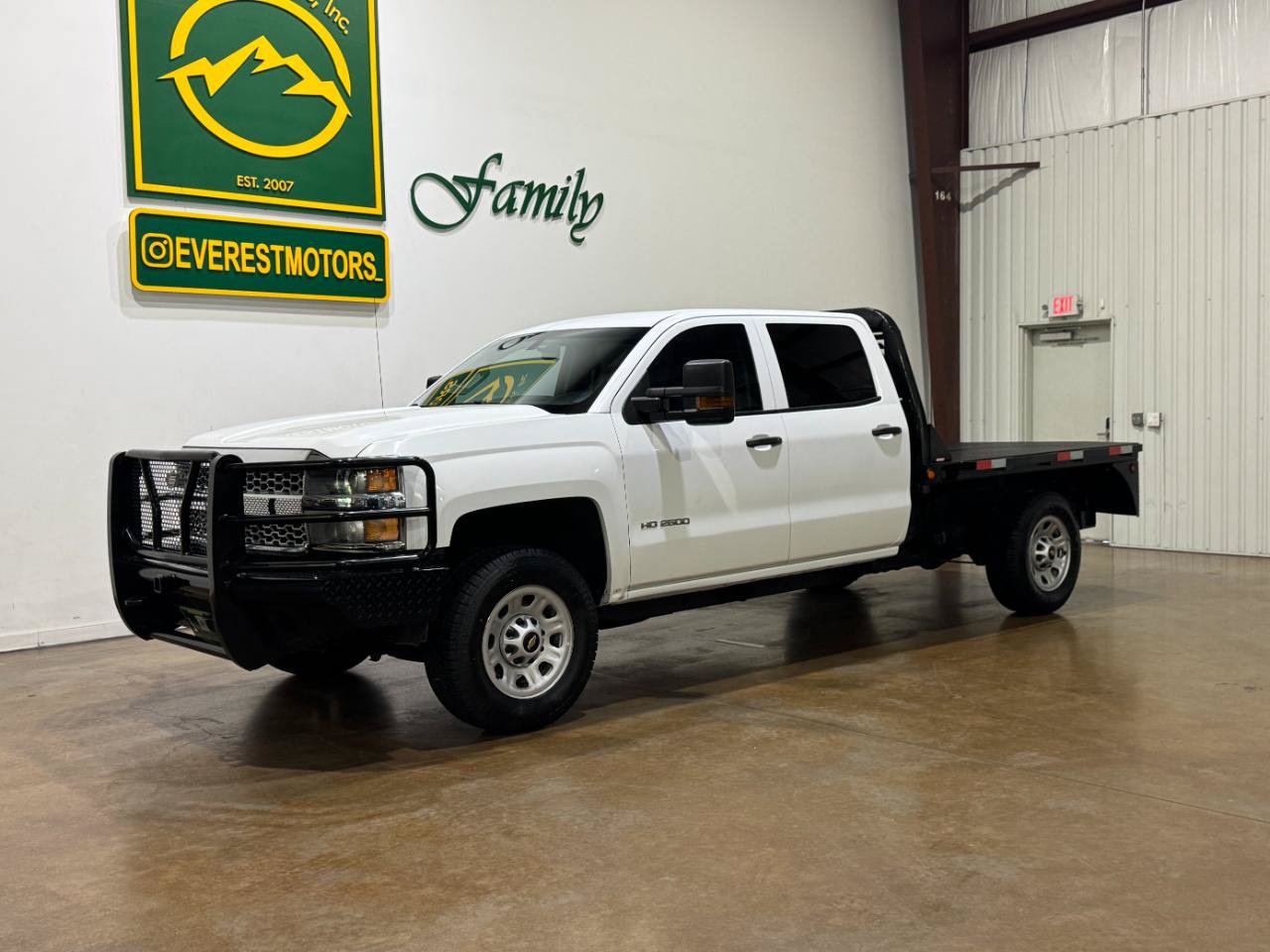 Used 2019 Chevrolet Silverado 2500 W/T w/ WT Convenience Package AWD/4WD image 3