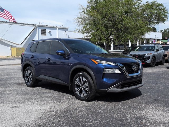 Certified 2022 Nissan Rogue SV FWD image 2