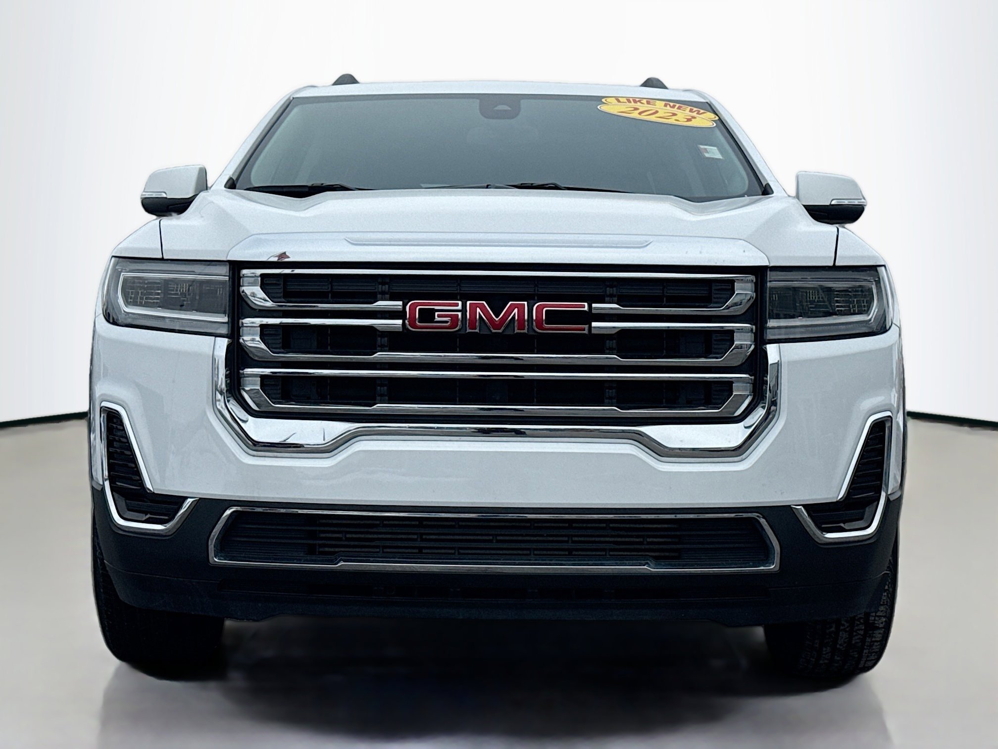 Used 2023 GMC Acadia SLE w/ Driver Convenience Package image 17