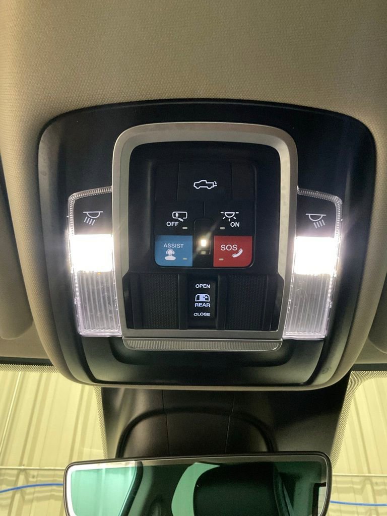 Used 2024 RAM 2500 Laramie w/ Safety Group AWD/4WD image 24