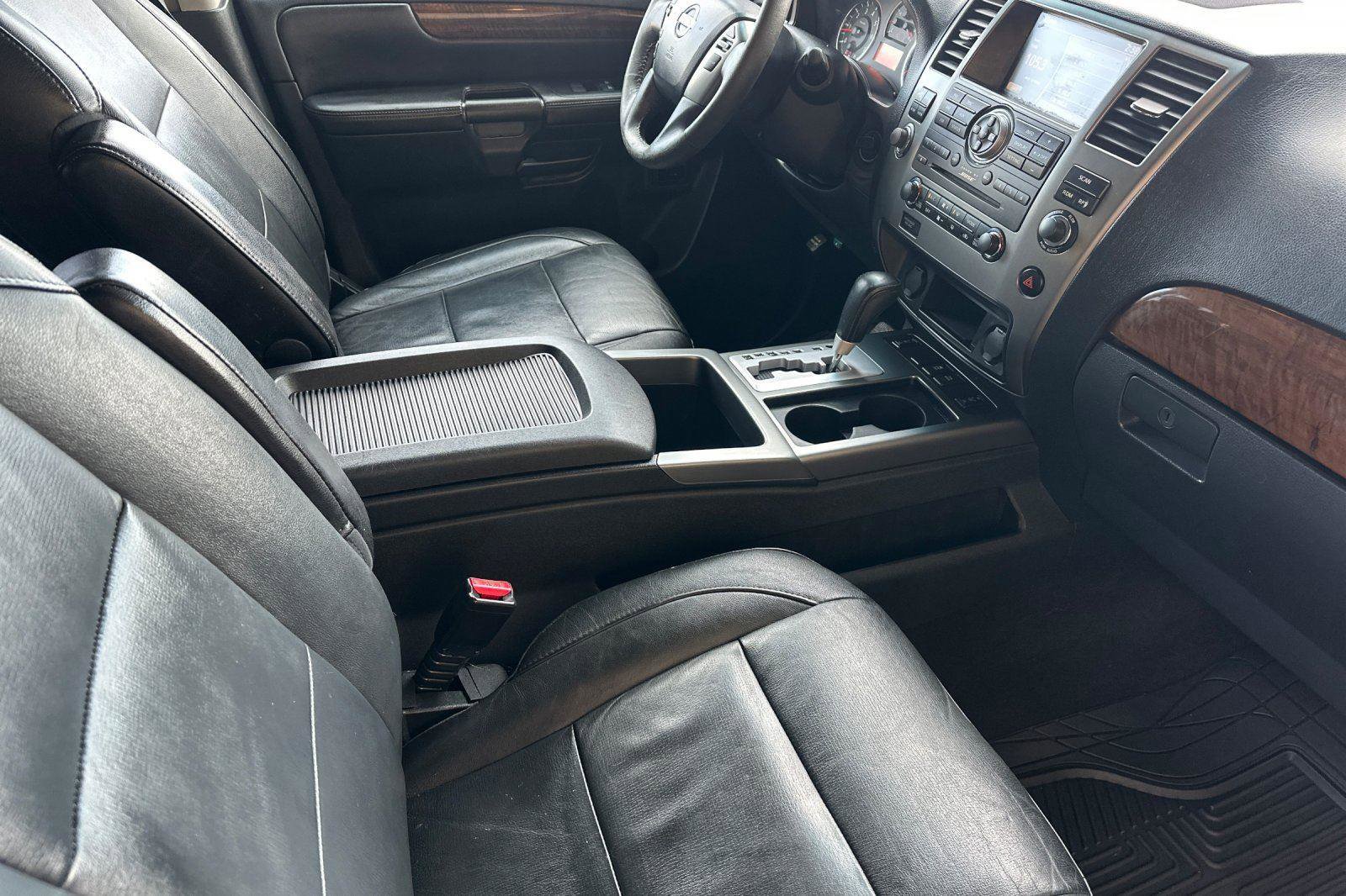 Used 2014 Nissan Armada SL image 18