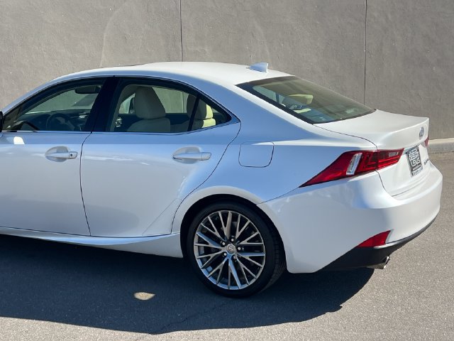 Used 2016 Lexus IS 200t w/ Navigation System Package RWD image 7