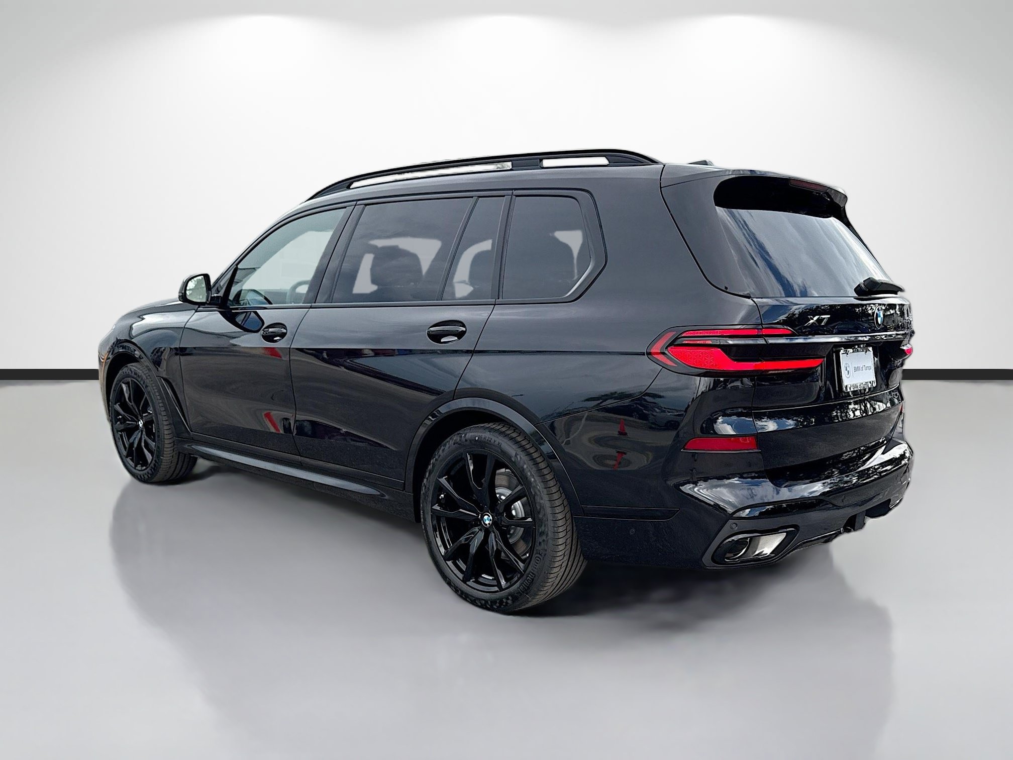 New 2027 BMW X7 xDrive40i w/ M Sport Package AWD/4WD image 5