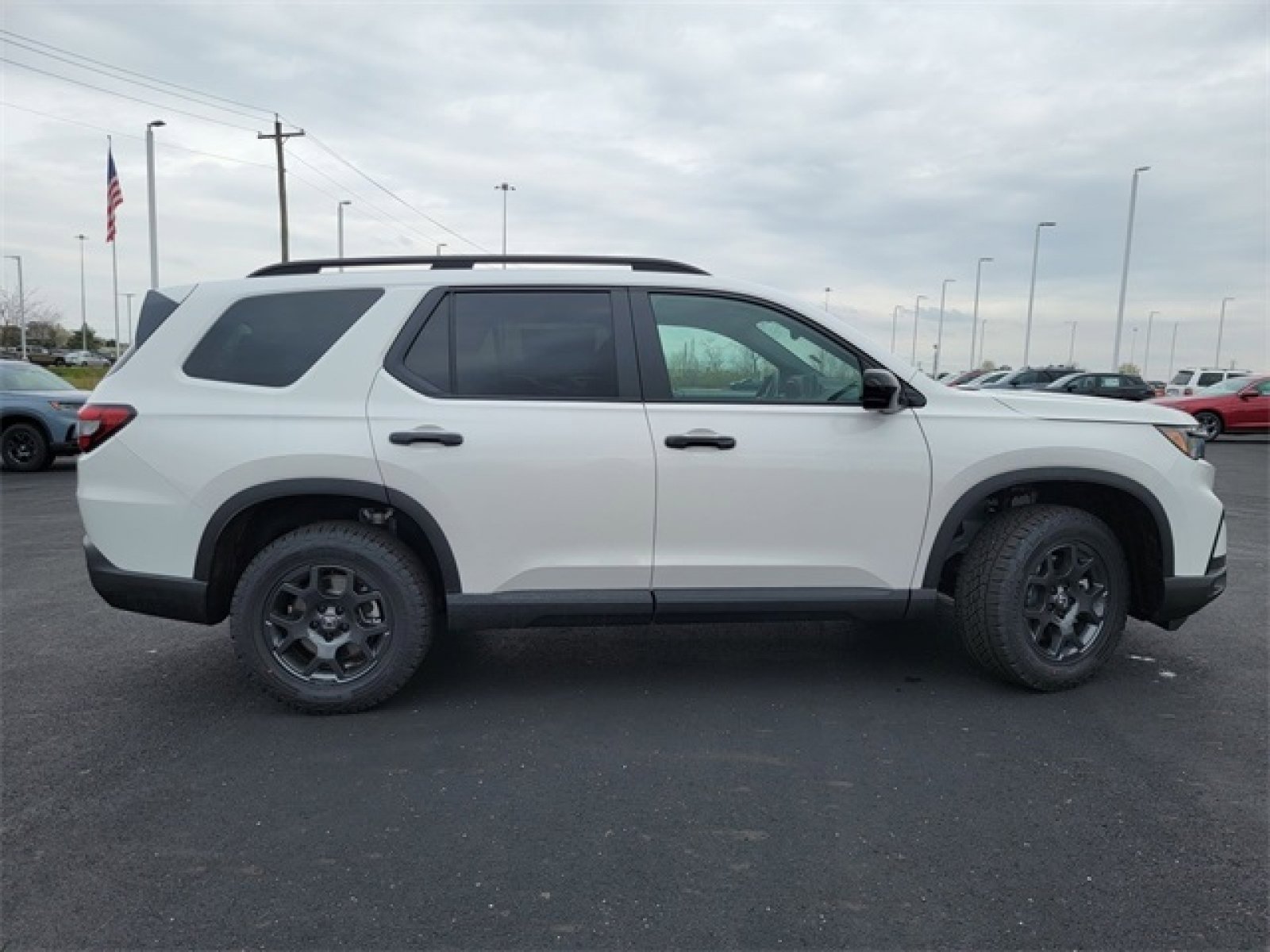 New 2025 Honda Pilot TrailSport image 4