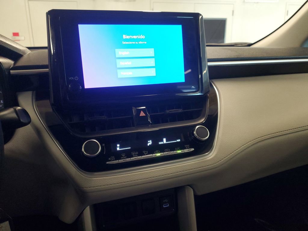 Used 2023 Toyota Corolla Cross L image 24