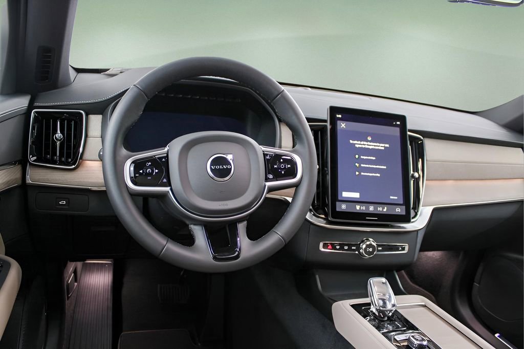 New 2026 Volvo XC90 B5 Core w/ Protection Package Premier image 21