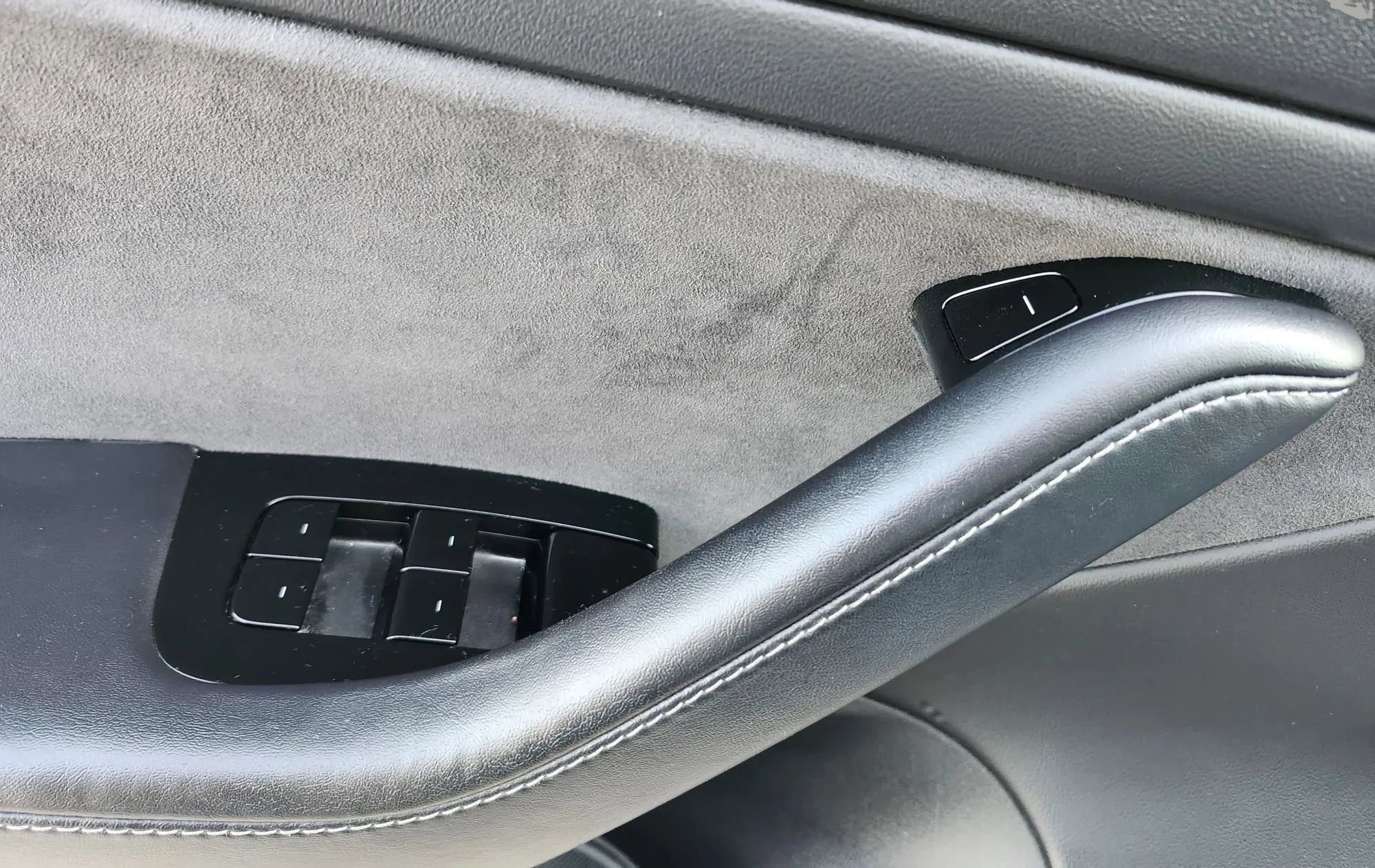 Used 2020 Tesla Model 3 Long Range AWD/4WD image 23