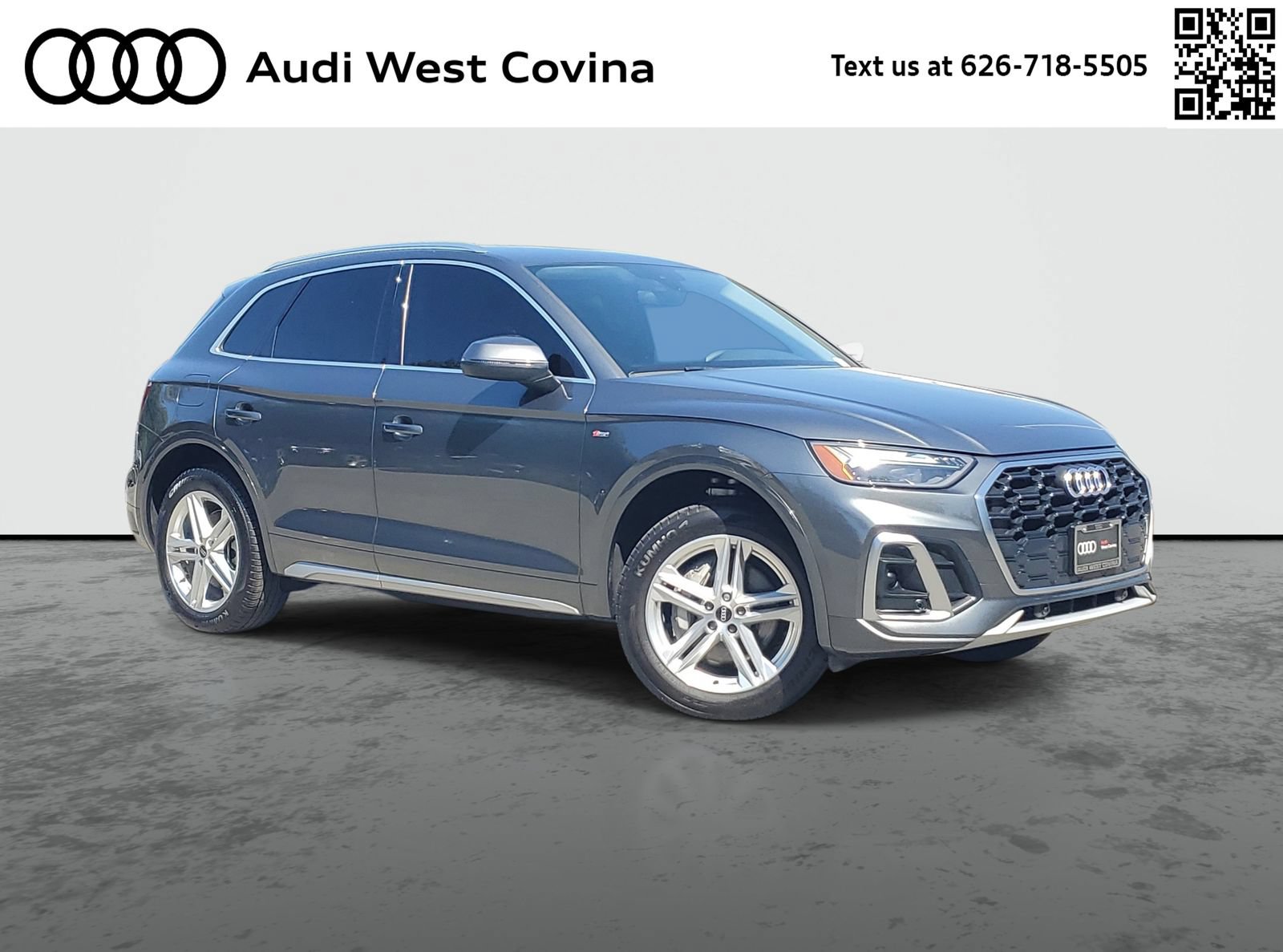 Used 2024 Audi Q5 e Premium w/ Convenience Package AWD/4WD image 1