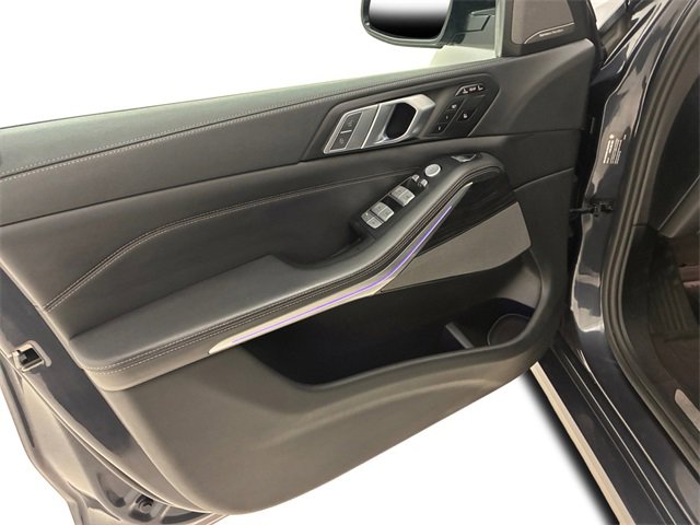Used 2020 BMW X7 xDrive40i w/ Premium Package image 13