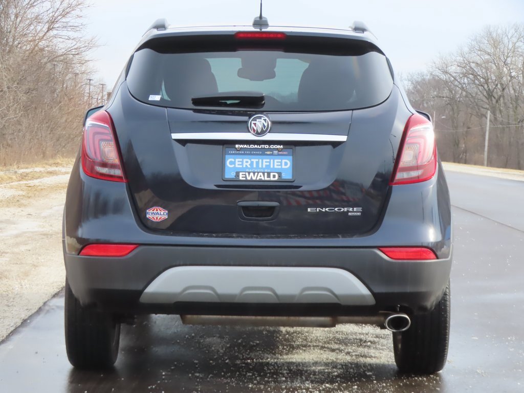 Used 2022 Buick Encore Preferred image 18