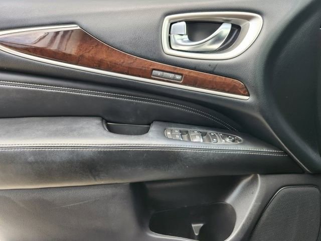 Used 2017 INFINITI QX60 FWD w/ Deluxe Technology Package image 21