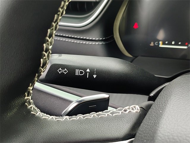 New 2025 Jeep Grand Cherokee Altitude image 22