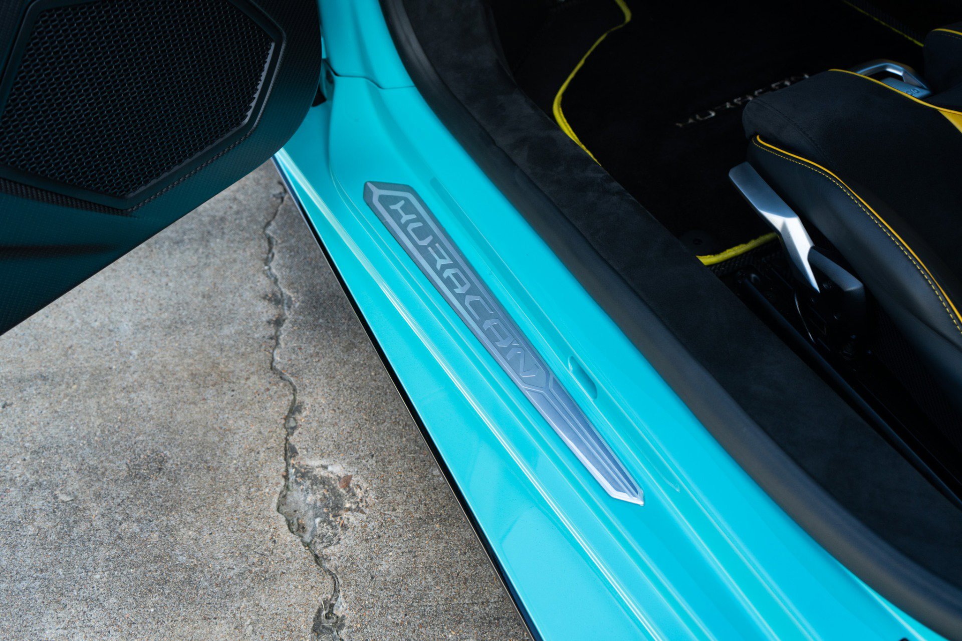Used 2023 Lamborghini Huracan Tecnica RWD image 36