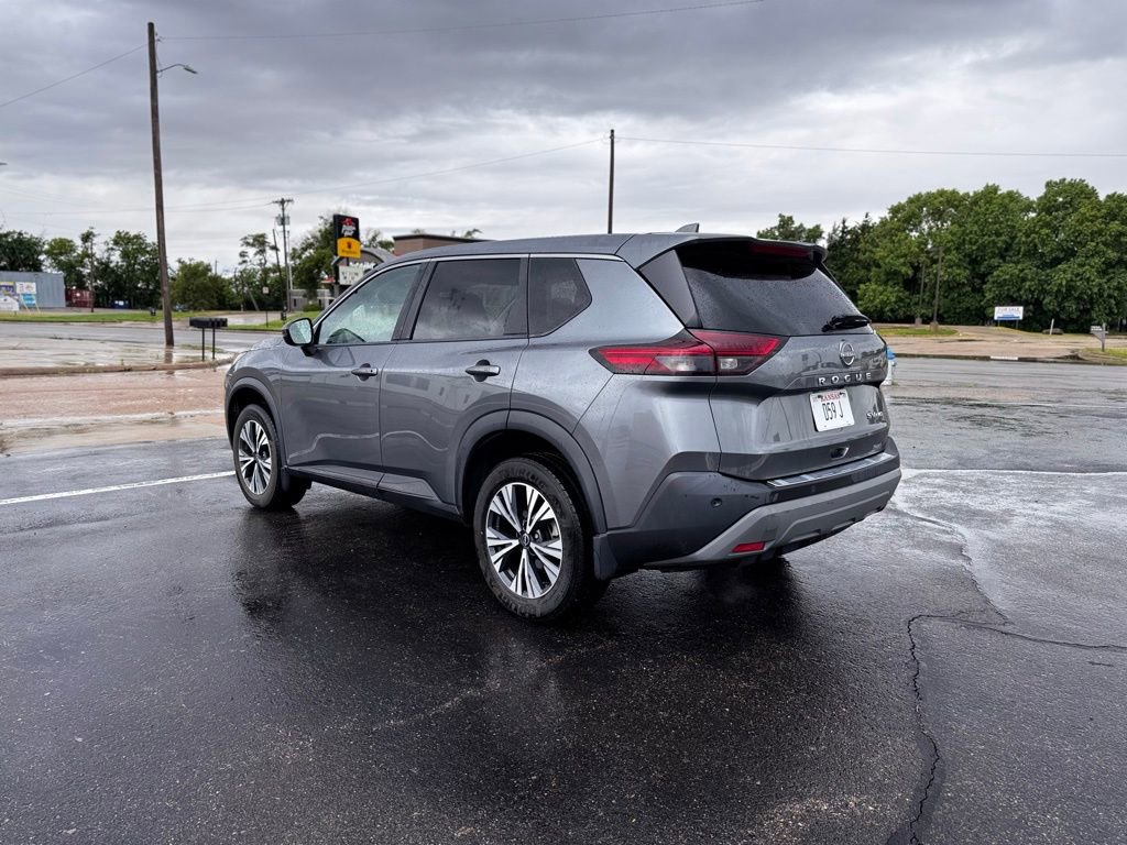 Used 2023 Nissan Rogue SV AWD/4WD image 5