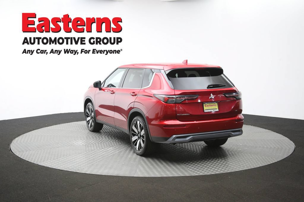Used 2025 Mitsubishi Outlander SE AWD/4WD image 66