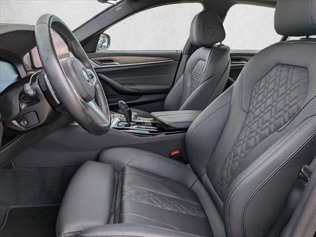 Used 2023 BMW 530e w/ M Sport Package RWD image 11