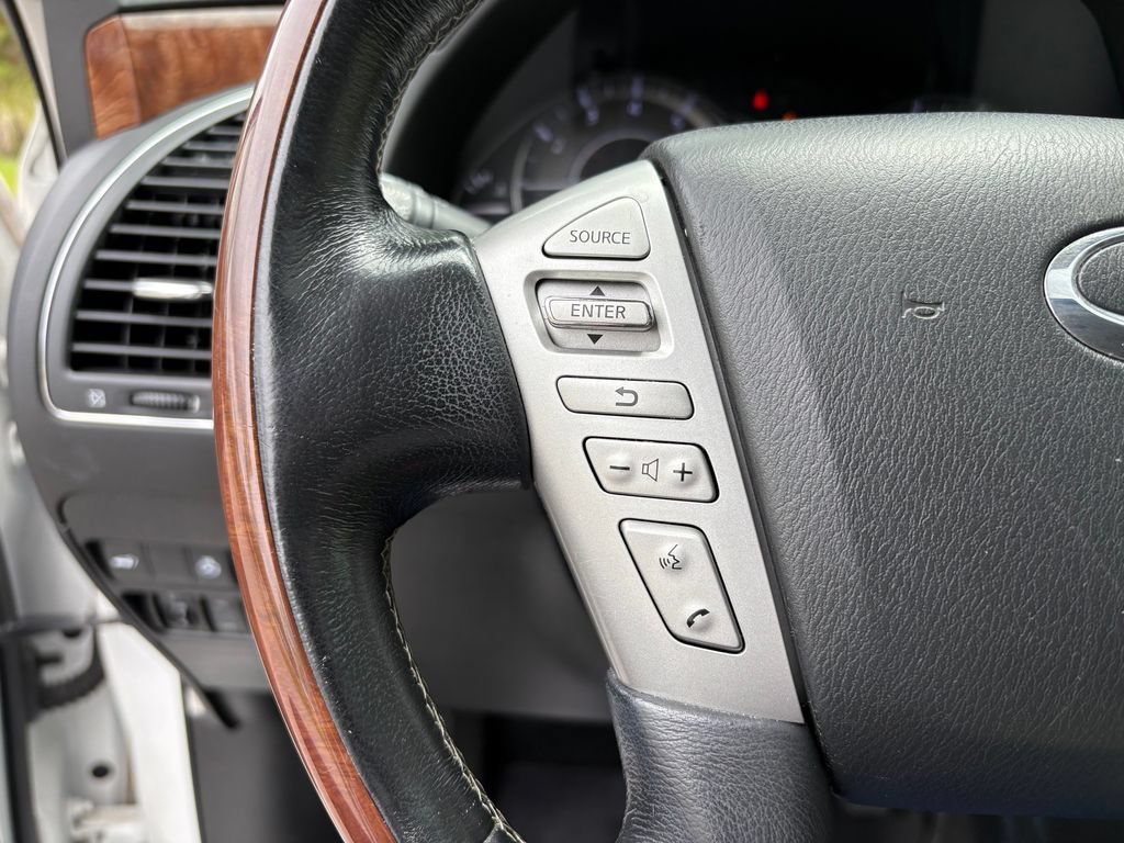 Used 2019 INFINITI QX80 Luxe w/ All-Season Package RWD image 12