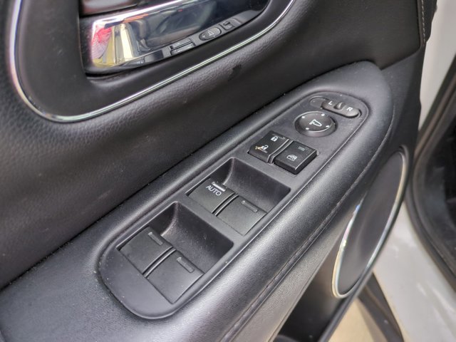 Used 2019 Honda HR-V EX-L image 12
