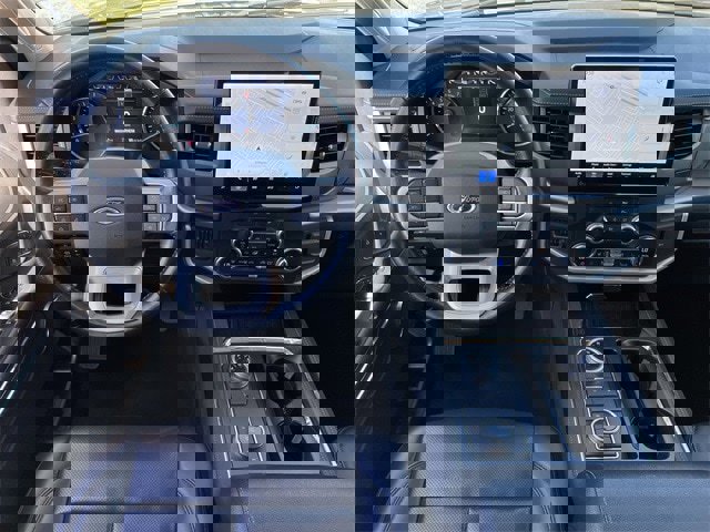 Used 2023 Ford Expedition Max XLT image 12