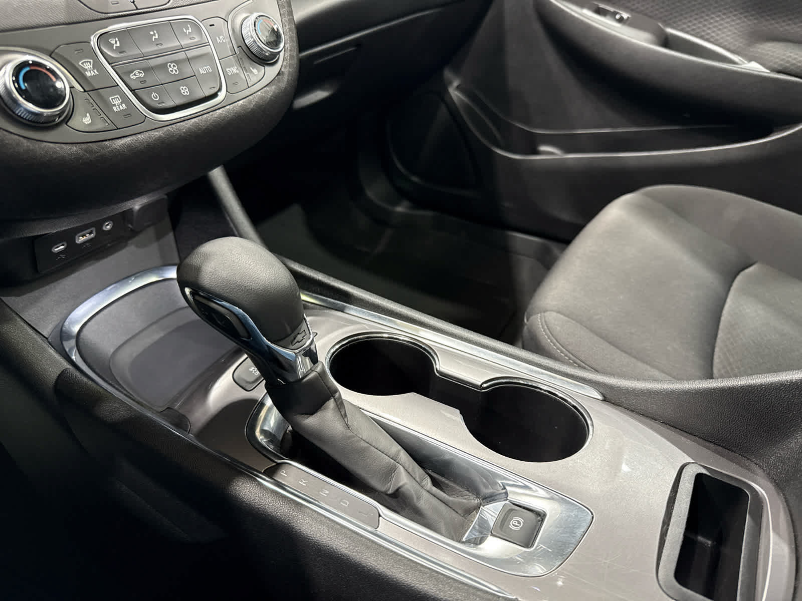 Certified 2024 Chevrolet Malibu LT FWD image 20