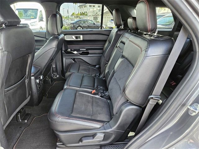 Used 2022 Ford Explorer ST-Line RWD image 5