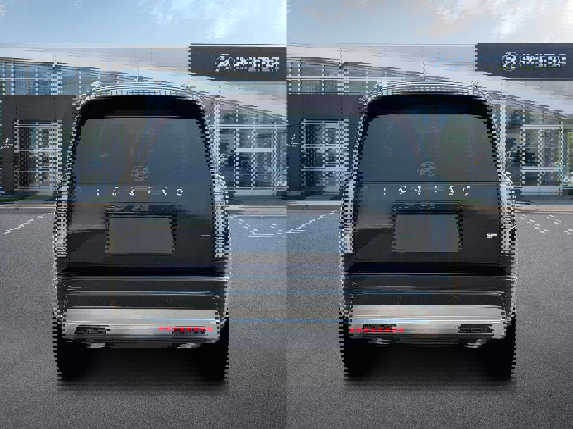 New 2026 Hyundai Ioniq 9 SEL w/ Tow & Go Package image 6