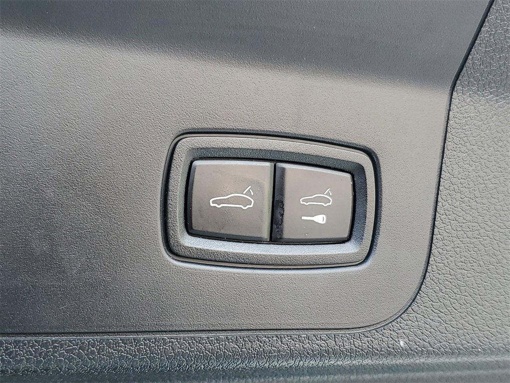 Used 2020 Porsche Panamera 4 w/ Premium Package image 10