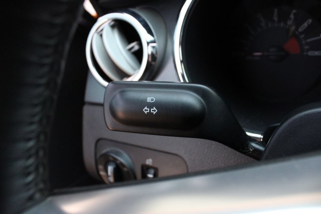 Used 2007 Ford Mustang GT RWD image 10