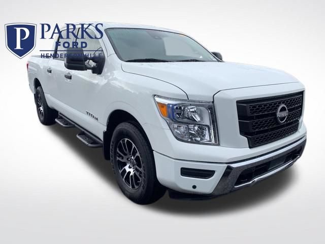 Used 2024 Nissan Titan SV w/ SV Convenience Package
