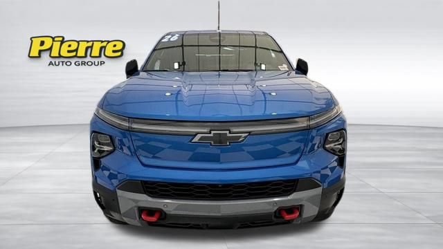Used 2026 Chevrolet Silverado EV Trail Boss AWD/4WD image 7