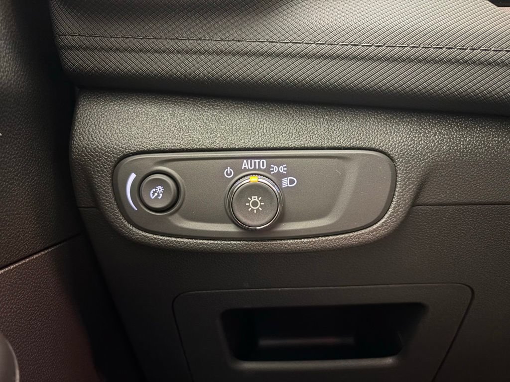 New 2026 Chevrolet TrailBlazer LS w/ LS Convenience Package FWD image 25