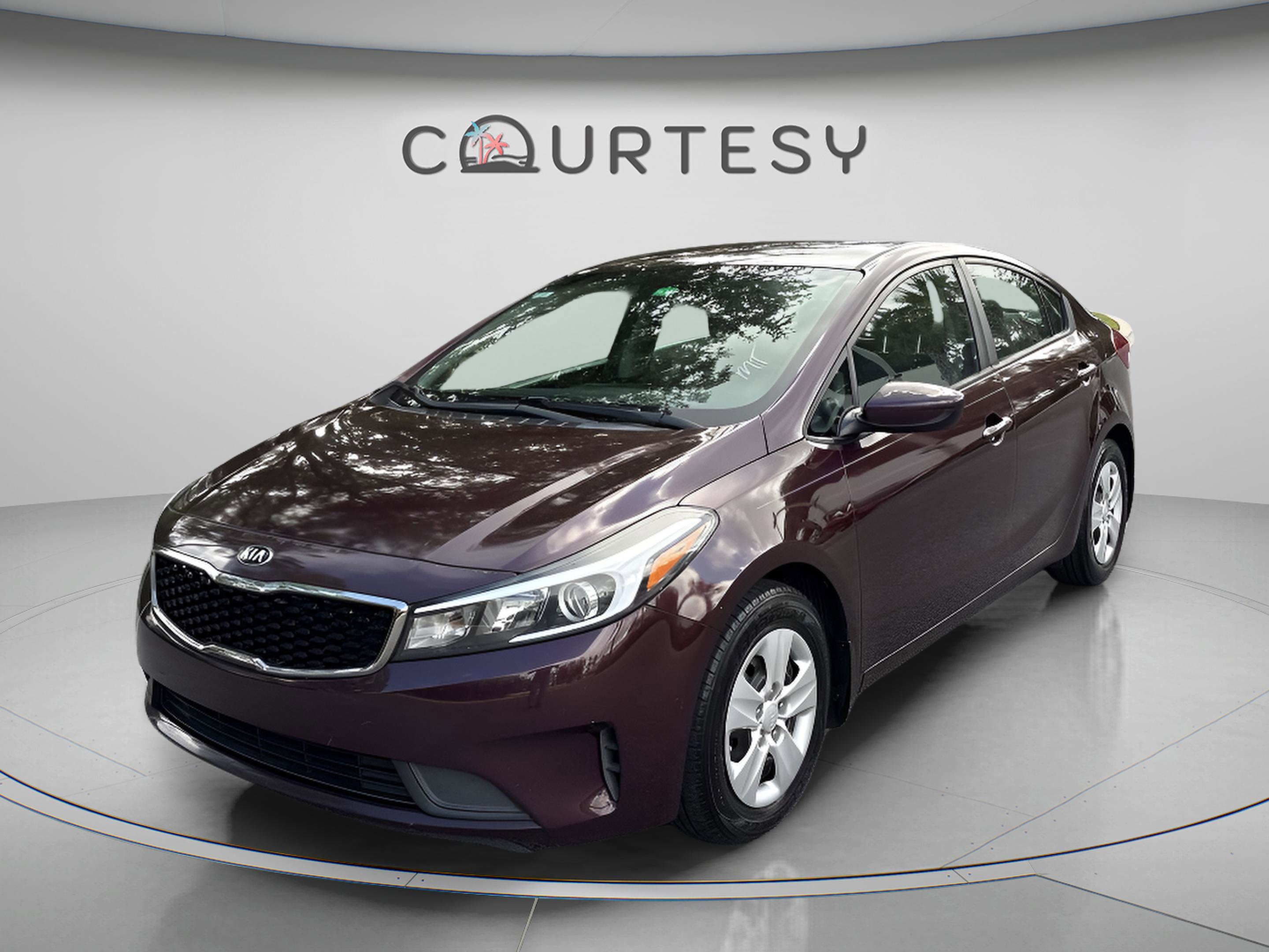 Used 2017 Kia Forte LX FWD image 4
