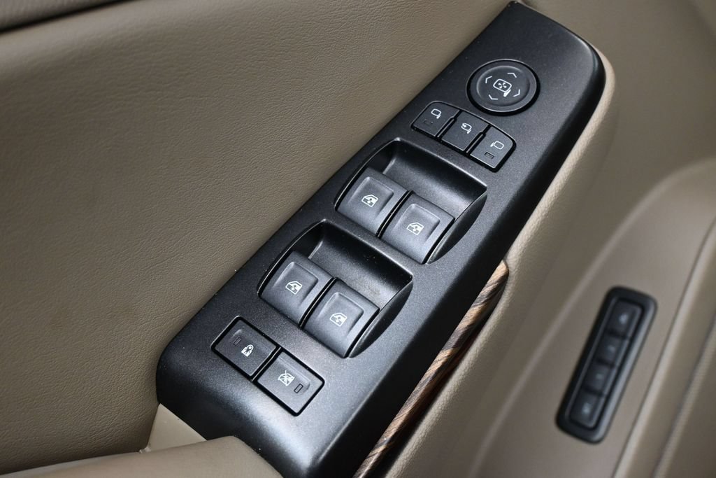 Used 2019 GMC Yukon XL SLT w/ Premium Edition RWD image 14