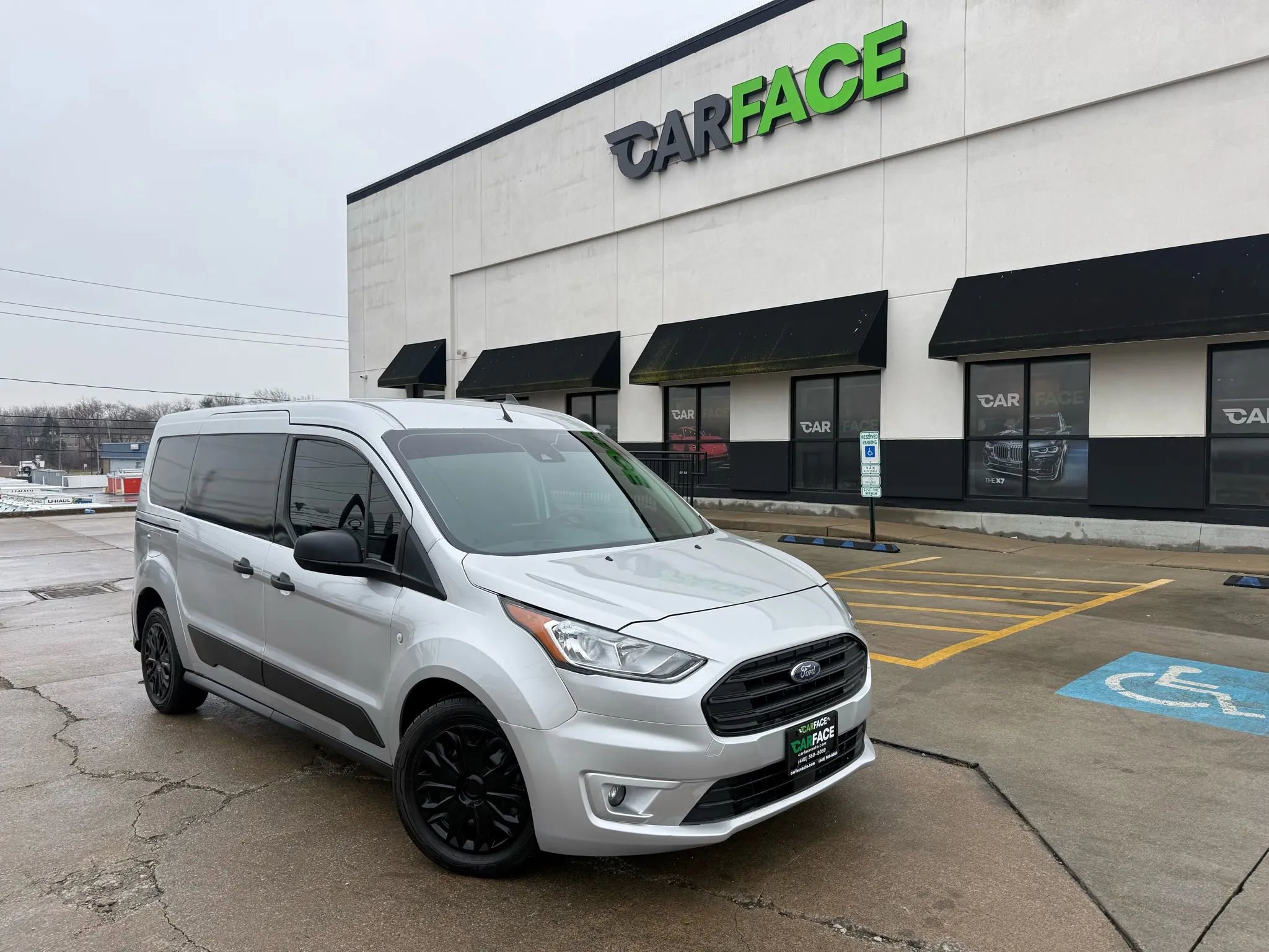 Used 2022 Ford Transit Connect XLT image 1