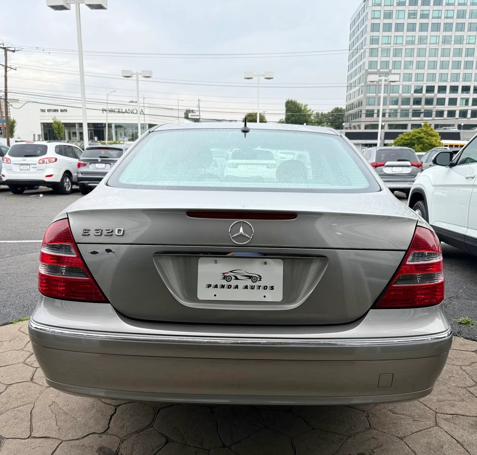 Used 2004 Mercedes-Benz E 320 Sedan image 6