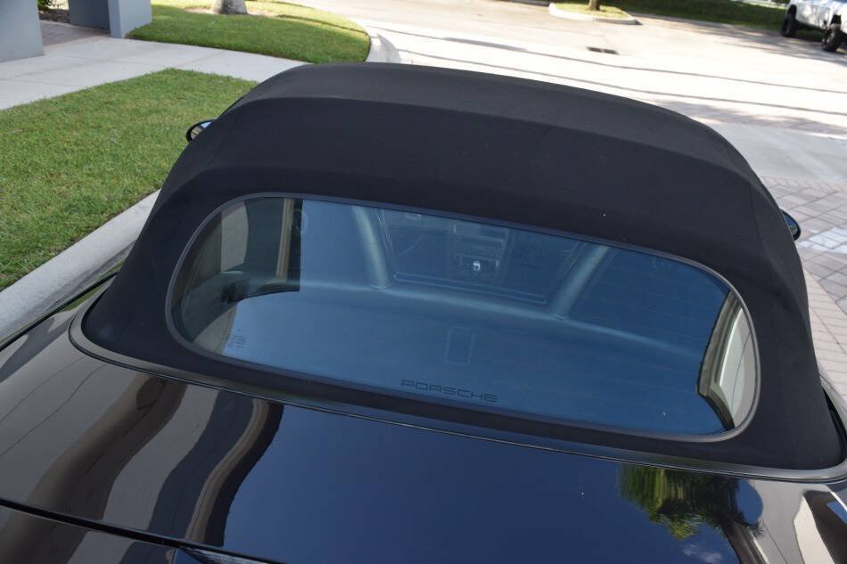 Used 2005 Porsche Boxster RWD image 33