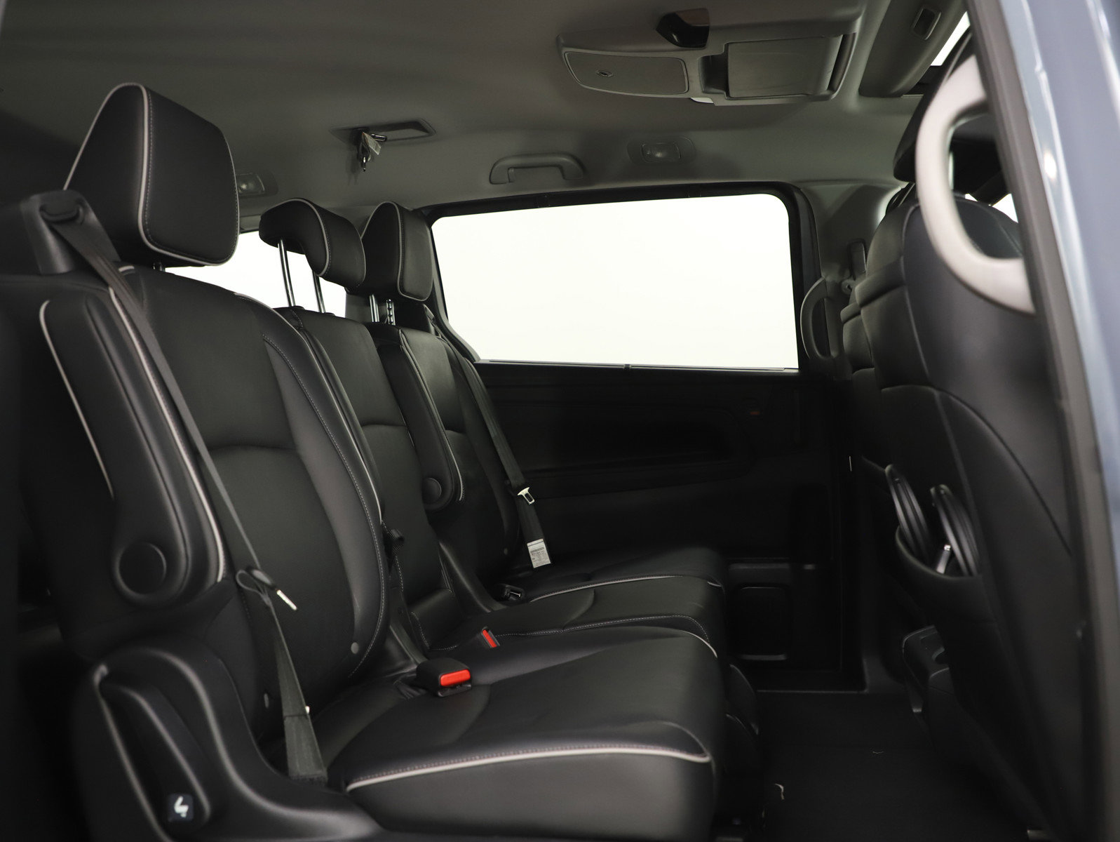 Used 2023 Honda Odyssey Elite image 13