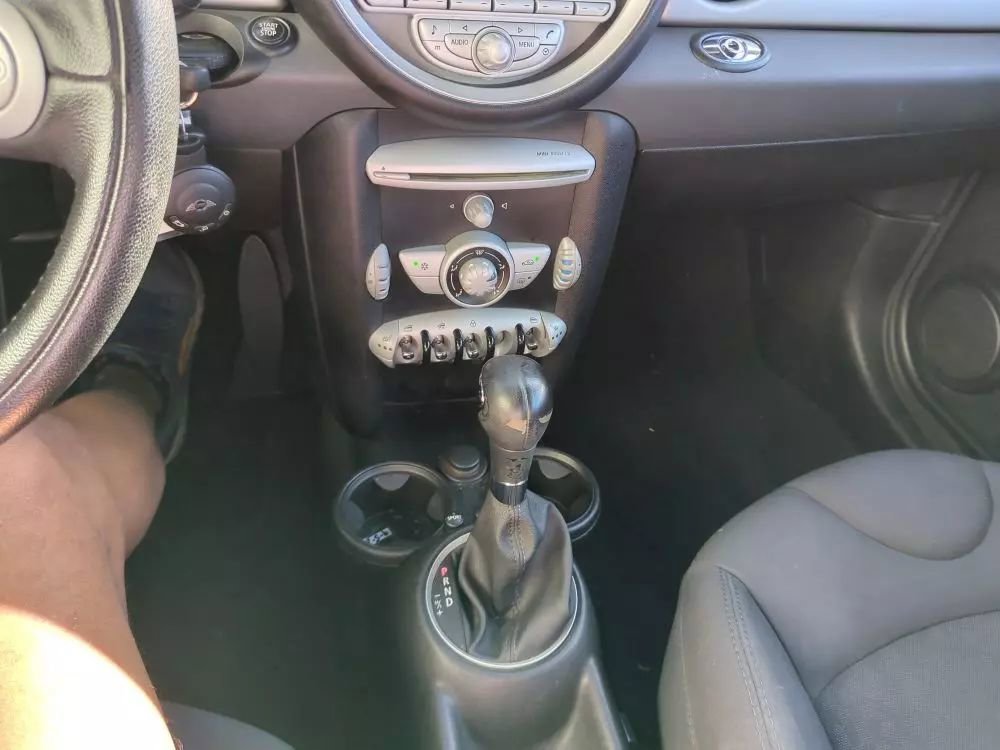 Used 2010 MINI Cooper Convertible image 20