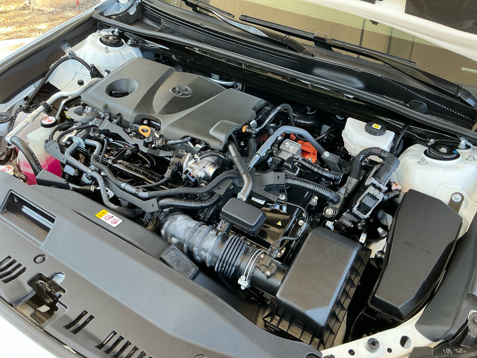 Used 2025 Toyota Camry SE image 21