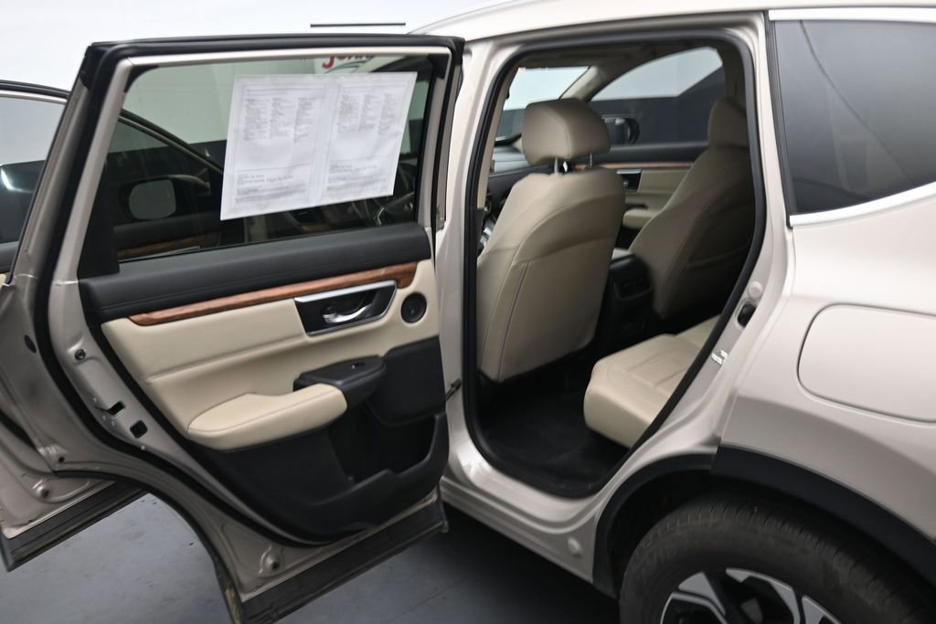 Used 2019 Honda CR-V Touring image 21