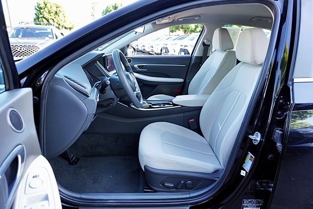 Certified 2023 Hyundai Sonata SEL FWD image 13