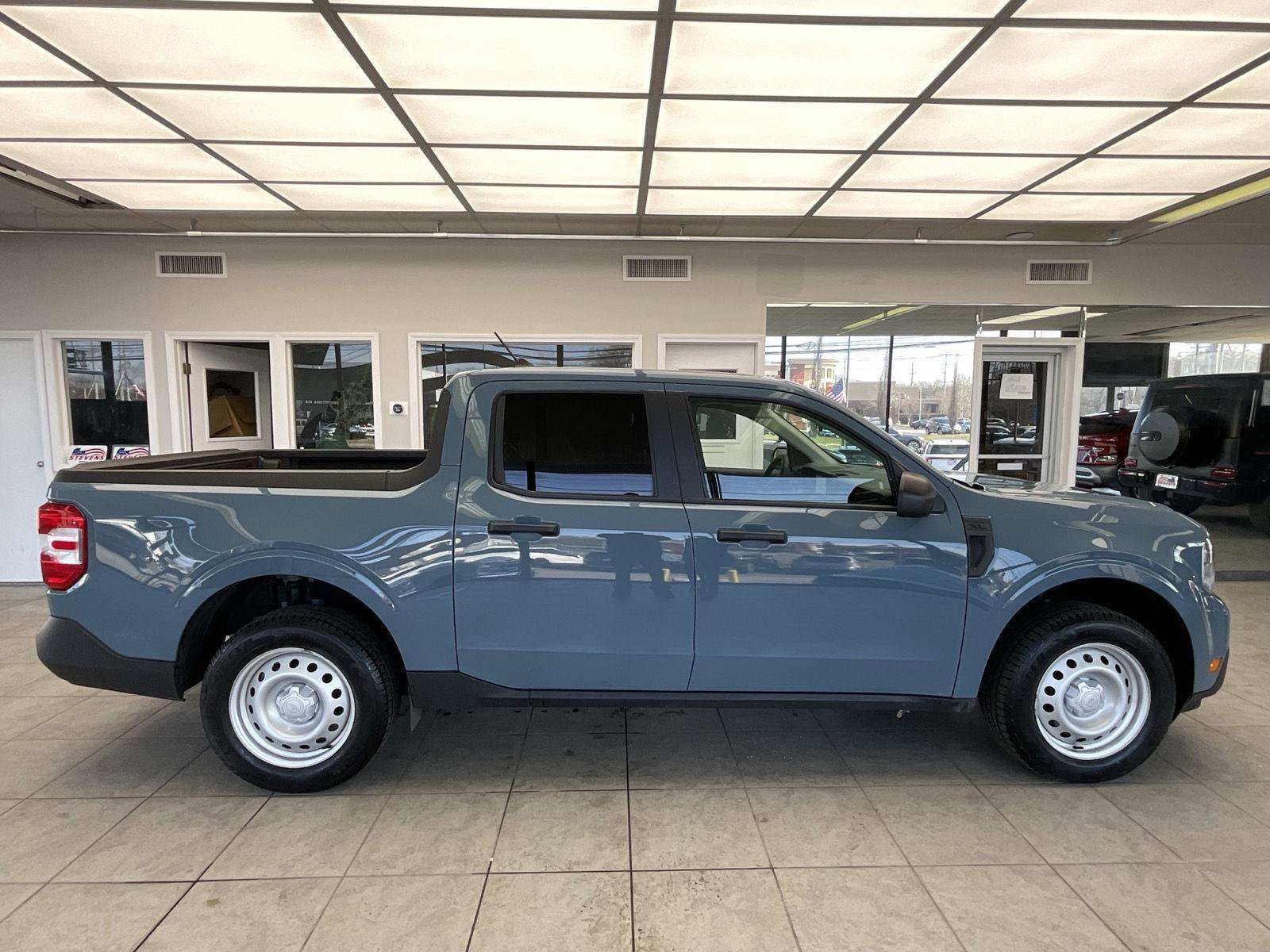 Used 2022 Ford Maverick XL w/ Equipment Group 100A Standard image 4