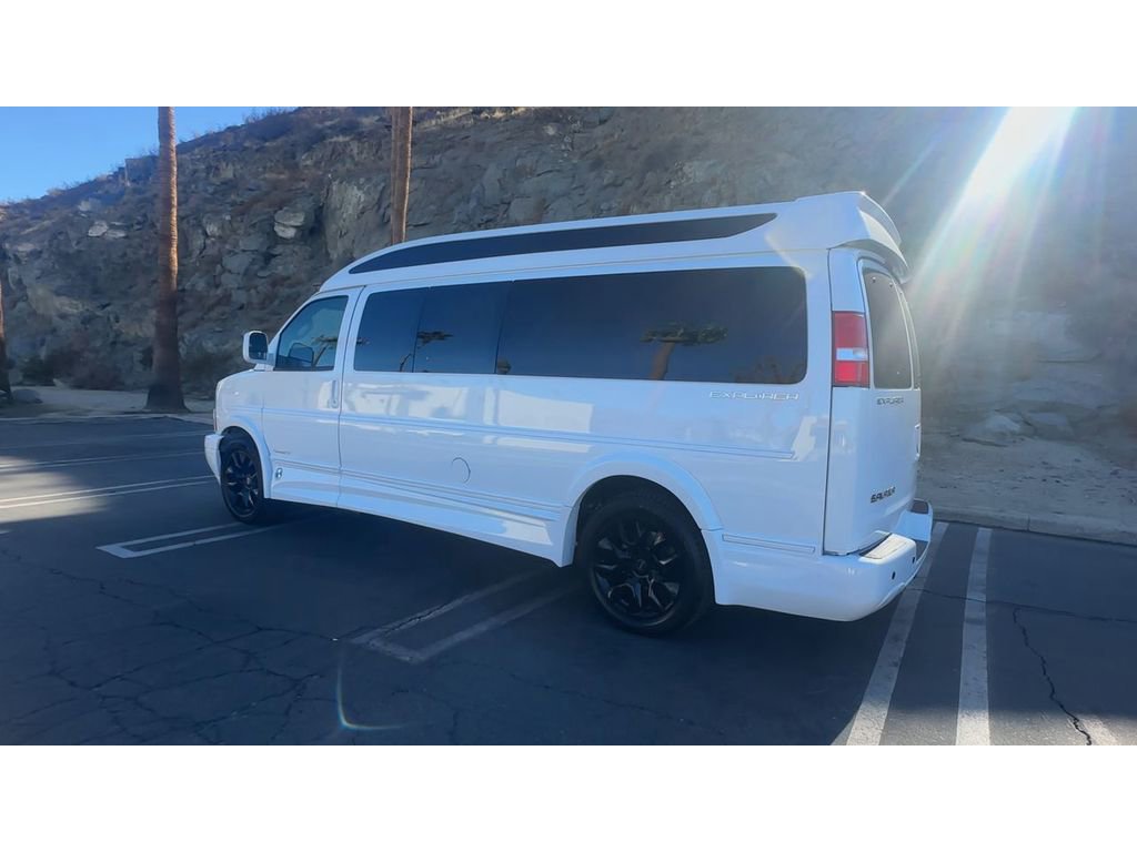 Used 2024 GMC Savana 2500 Extended w/ Driver Convenience Package RWD image 6