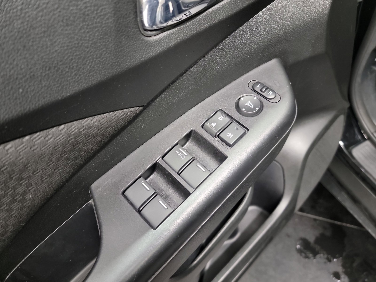 Used 2016 Honda CR-V EX image 14