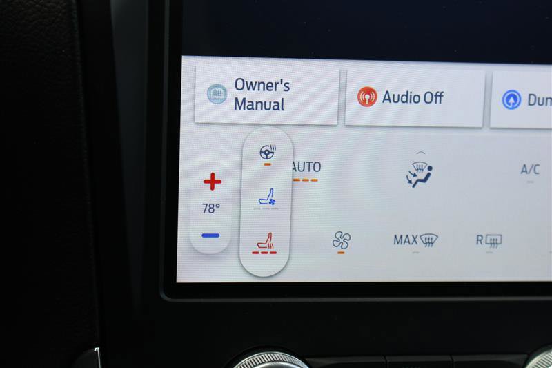 Used 2022 Ford Edge Titanium w/ Equipment Group 301A image 17