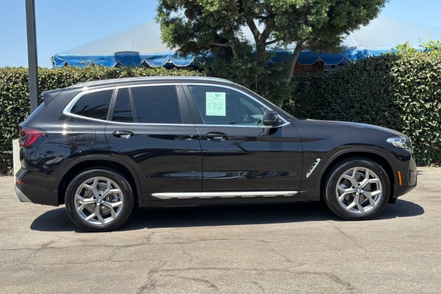 Used 2024 BMW X3 sDrive30i RWD image 3