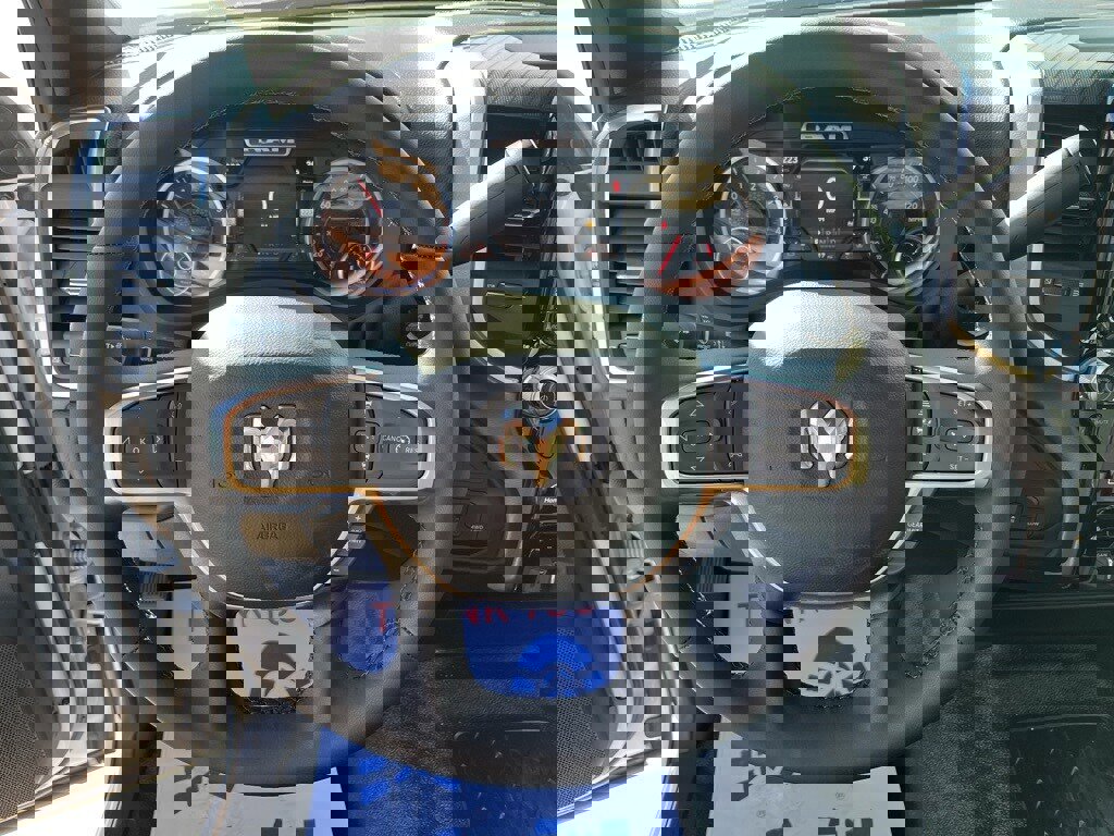 New 2026 RAM 4500 4x4 Crew Cab DRW image 8