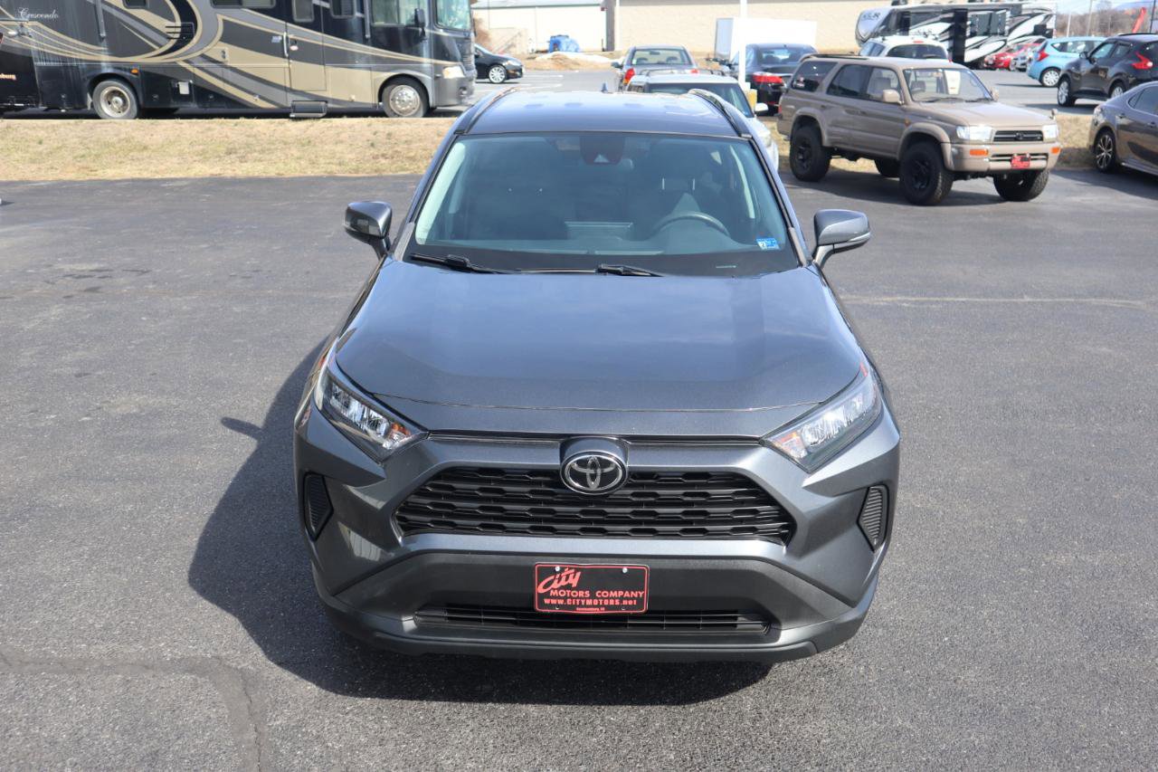 Used 2019 Toyota RAV4 LE w/ All Weather Liner Package AWD/4WD image 4