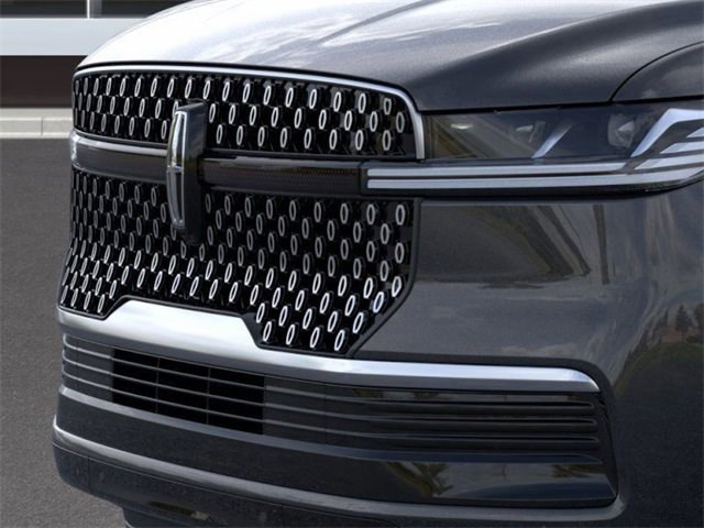 New 2025 Lincoln Navigator Reserve image 17